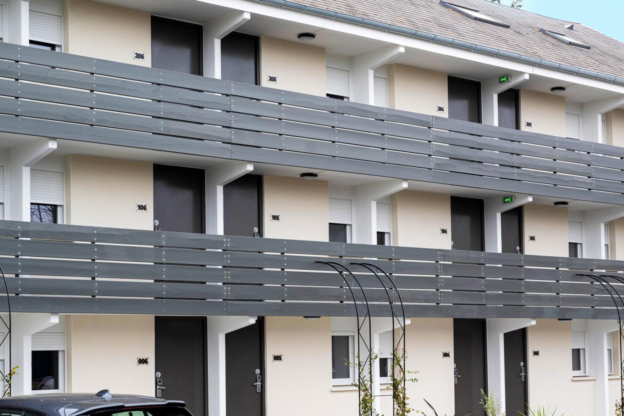 Greet Hotel Châtellerault Exterior photo